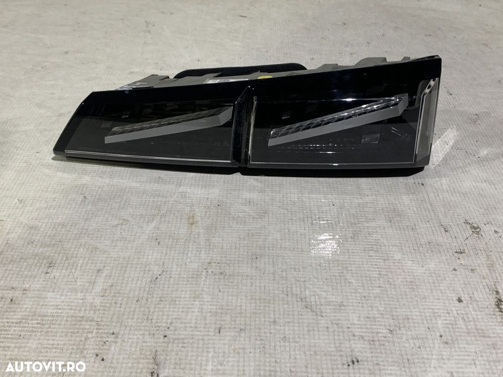 Stop dreapta spate pe hayon, Peugeot 308 GT, 2021, 2022, 2023, 2024, cod origine OE 9835300380. - 1