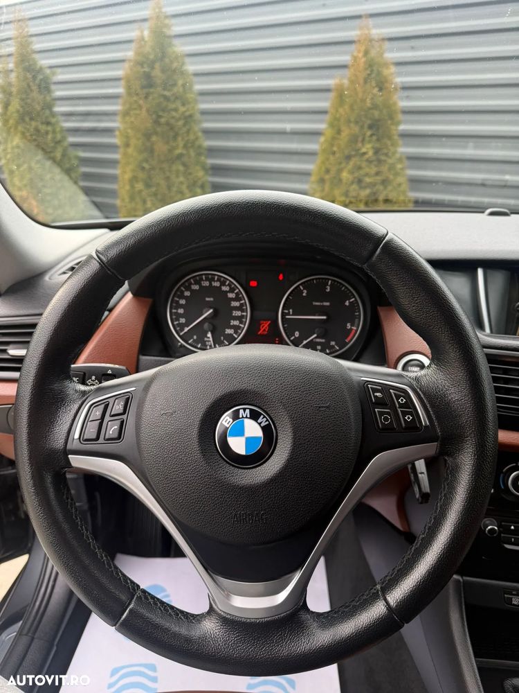 BMW X1 xDrive20d xLine - 9