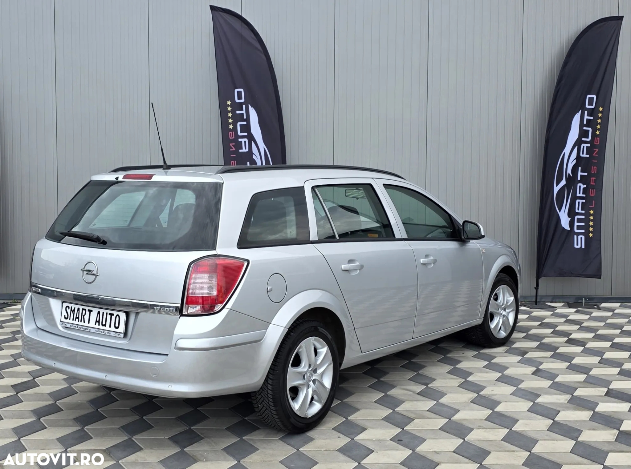 Opel Astra Caravan 1.7 CDTi Enjoy - 4