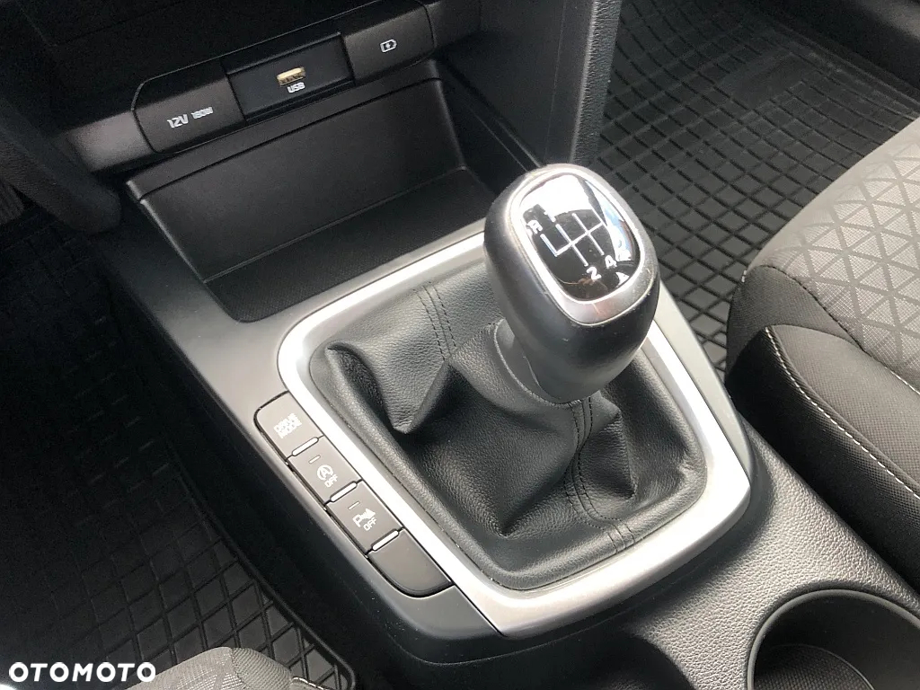 Kia Ceed - 17