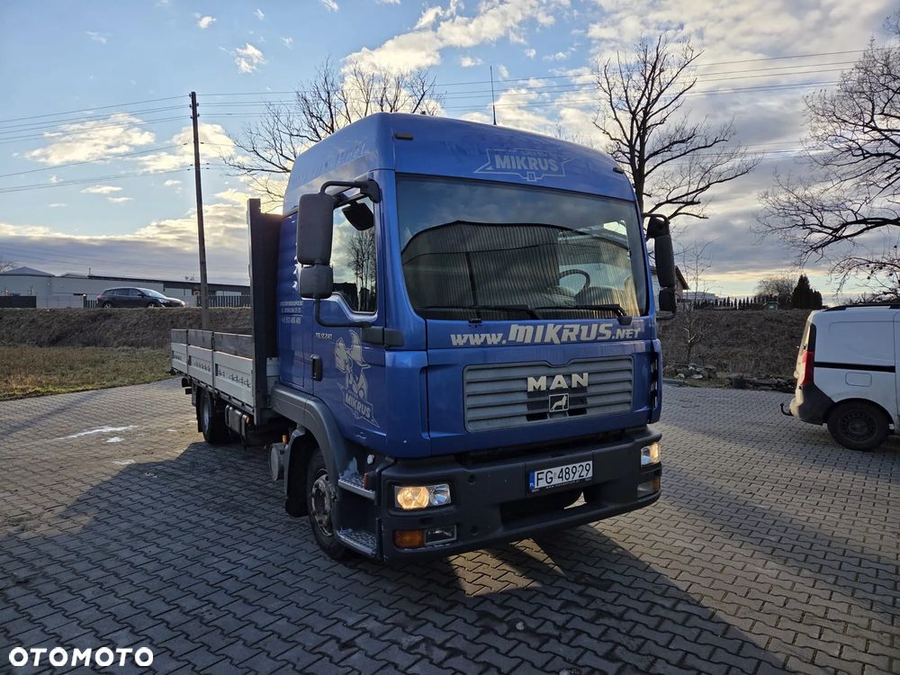 MAN TGL 12 240 4X2 BL - 1