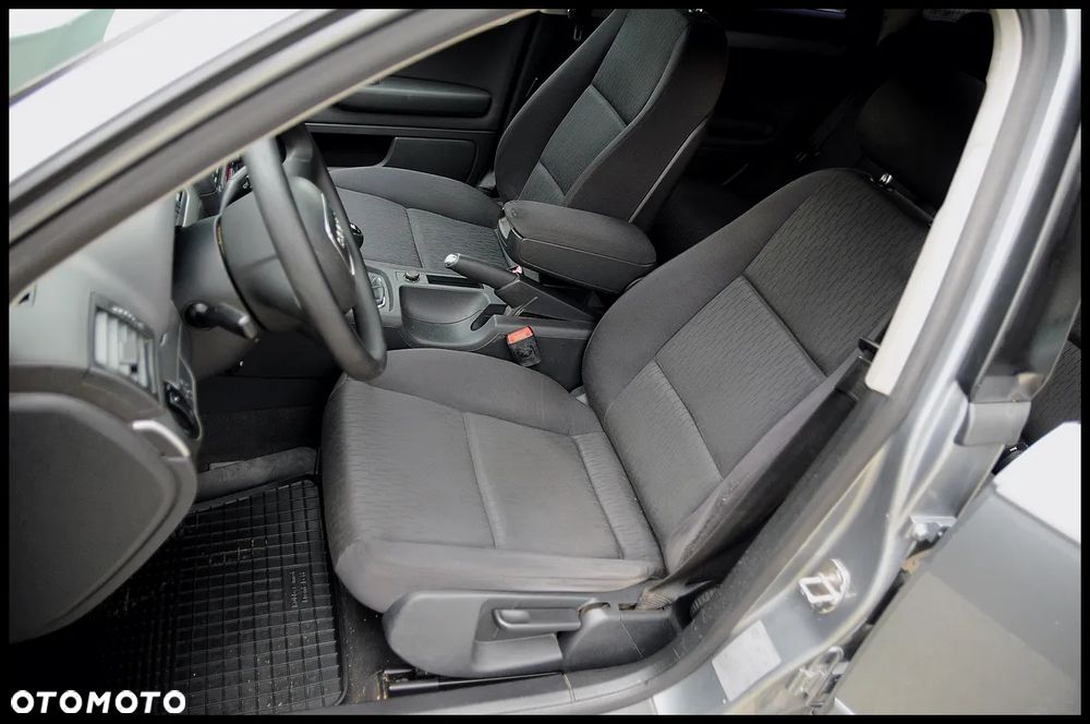 Audi A4 Avant - 6