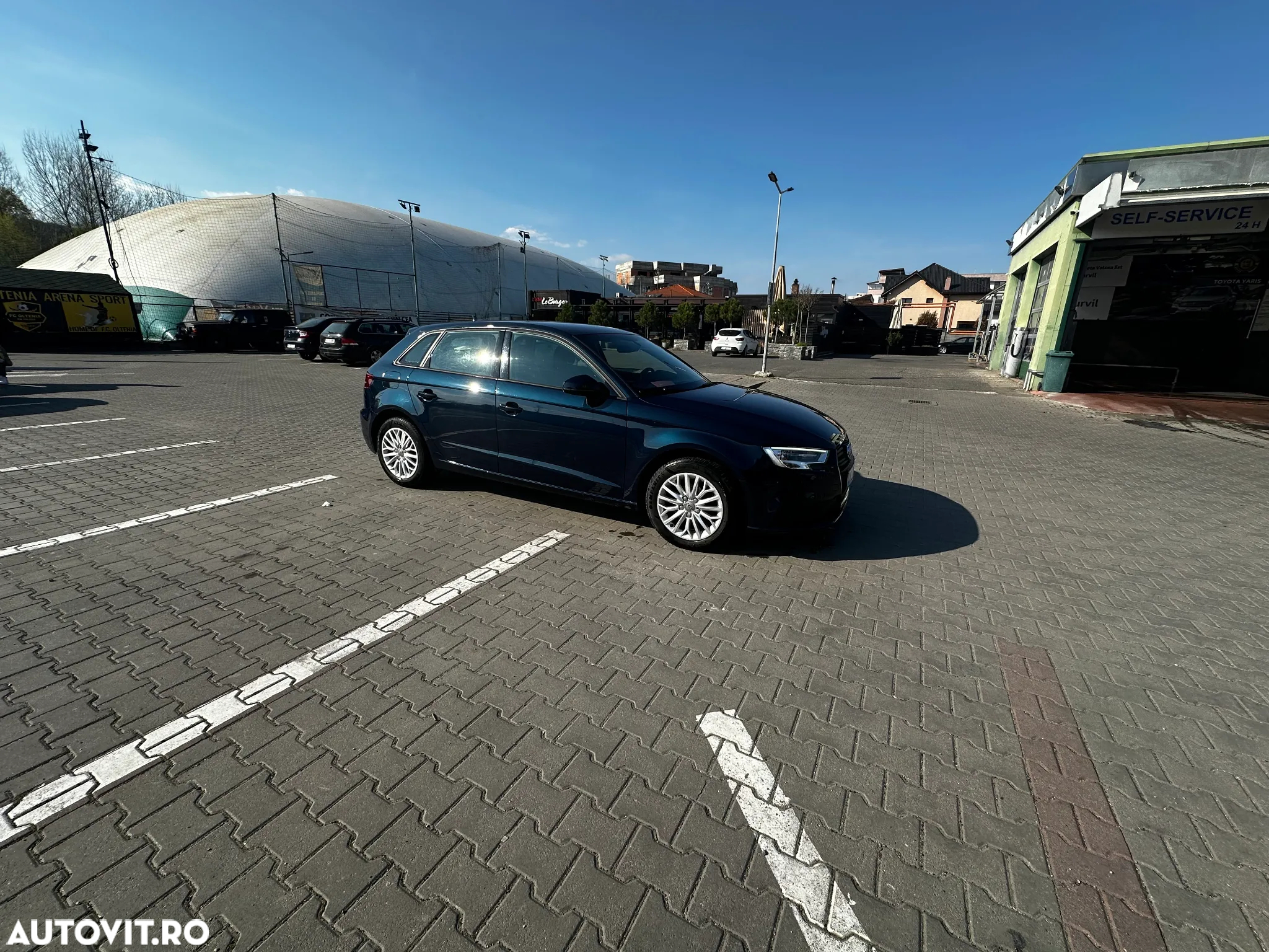 Audi A3 1.6 TDI clean Stronic Attraction - 4