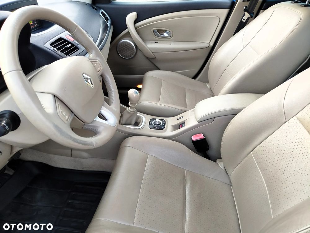 Renault Megane 1.9 dCi FAP Privilege - 14