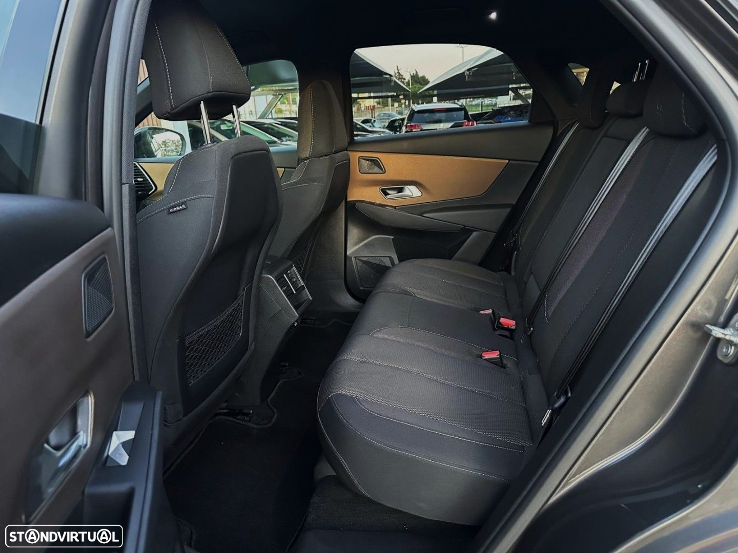 DS DS7 Crossback 1.5 BlueHDi So Chic - 31