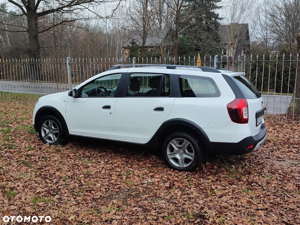 Dacia Logan TCe 90 S&S Stepway Celebration - 14