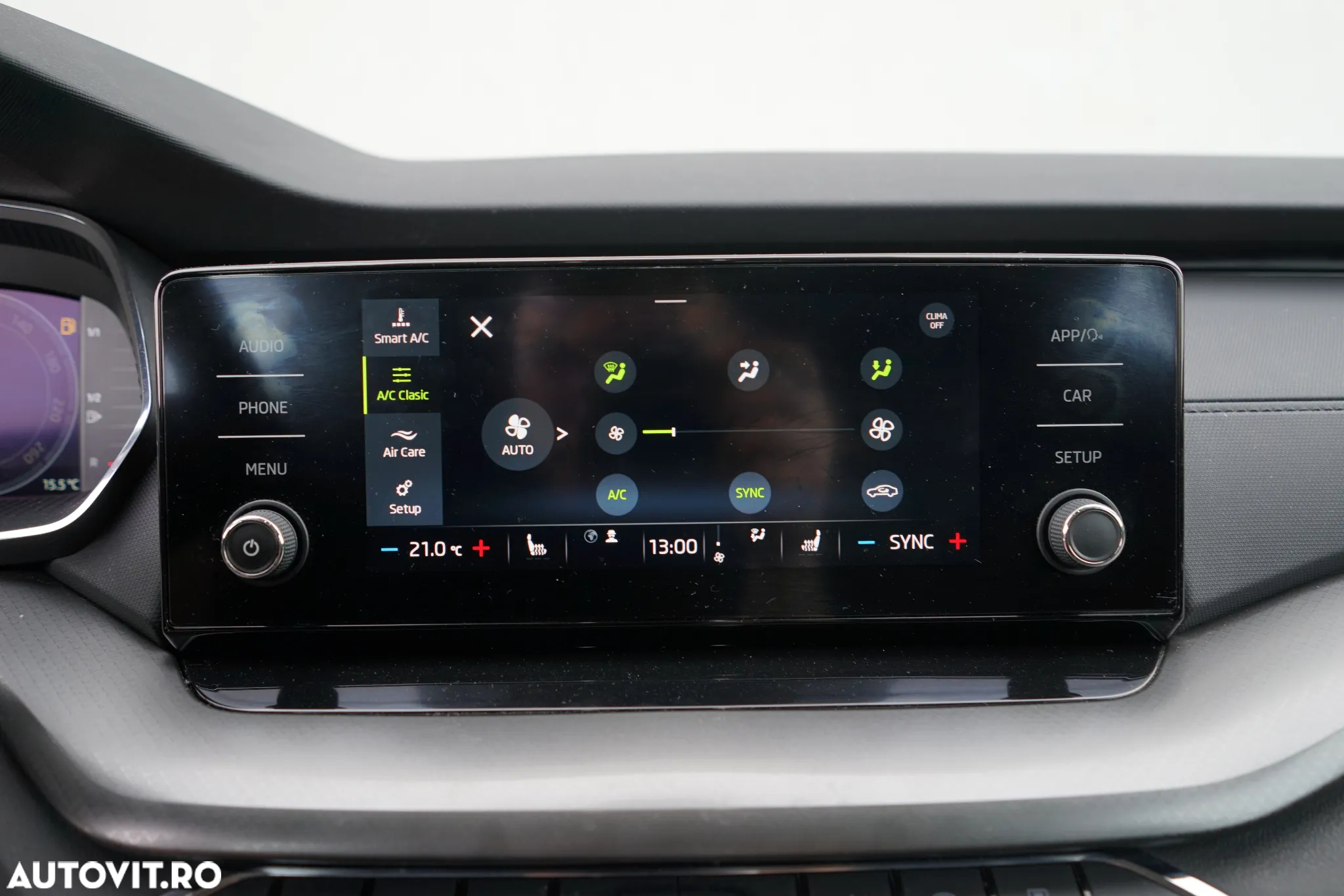 Skoda Octavia 2.0 TDI DSG Ambition - 17