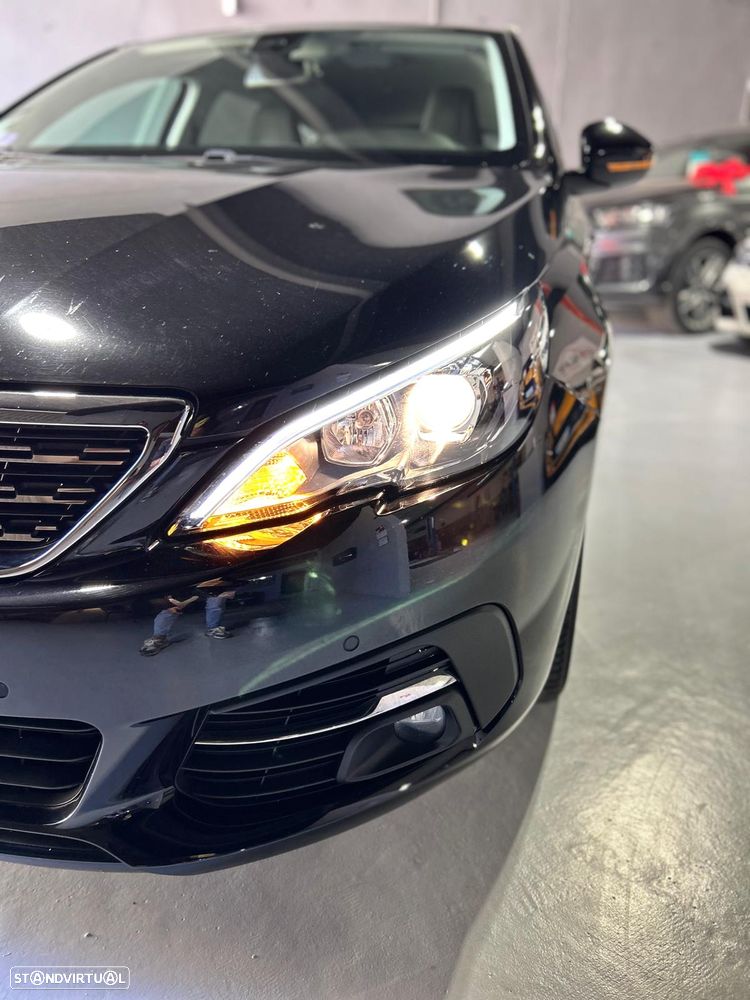 Peugeot 308 SW PureTech 130 GPF Stop & Start Allure - 38