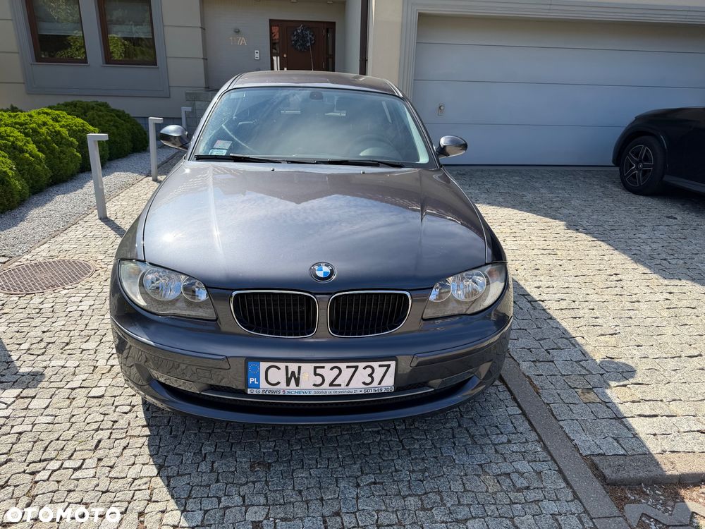 BMW Seria 1 118d DPF - 6