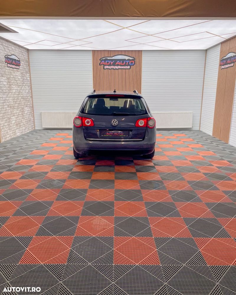 Volkswagen Passat Variant 2.0 Blue TDI DSG SCR Comfortline - 17