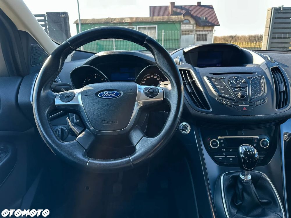 Ford Kuga 2.0 TDCi 4x4 Titanium - 32