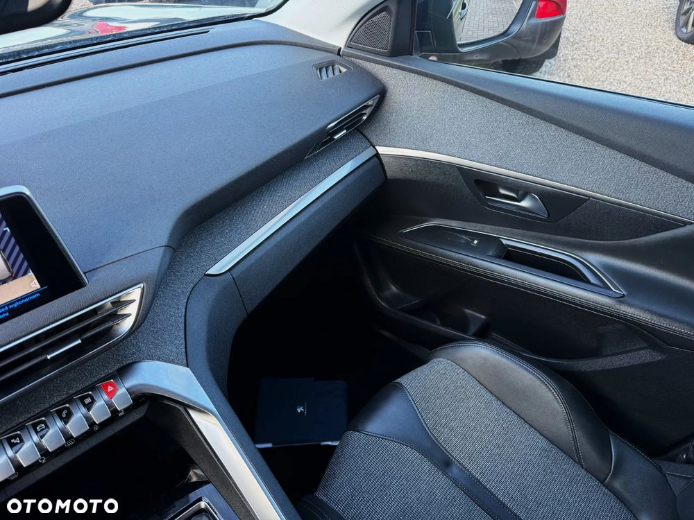 Peugeot 3008 BlueHDi 130 Stop & Start EAT8 Allure - 19