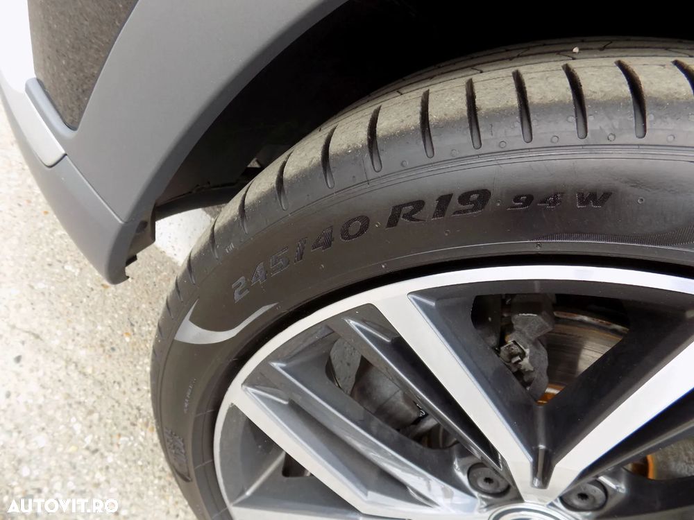 Volkswagen Passat Alltrack 2.0 TDI SCR 4Motion DSG - 12