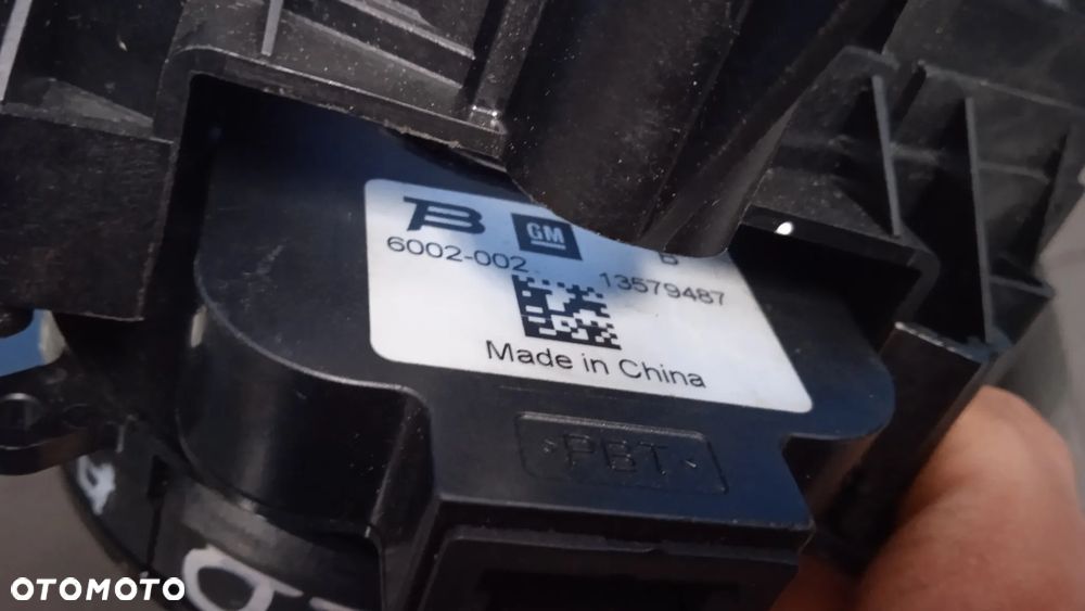 Manetka przełącznik świateł kierunkowskazów taśma Opel Astra J IV 20817720 20941131 13579487 - 7