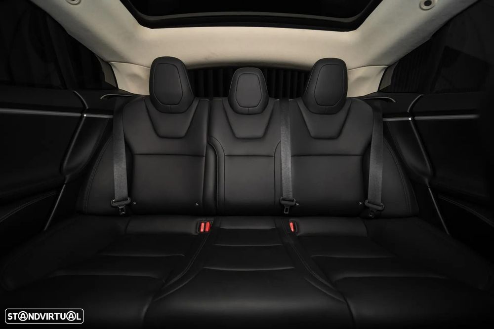 Tesla Model S 100D - 40