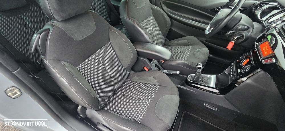 Citroën DS3 1.6 HDi Airdream So Chic - 16
