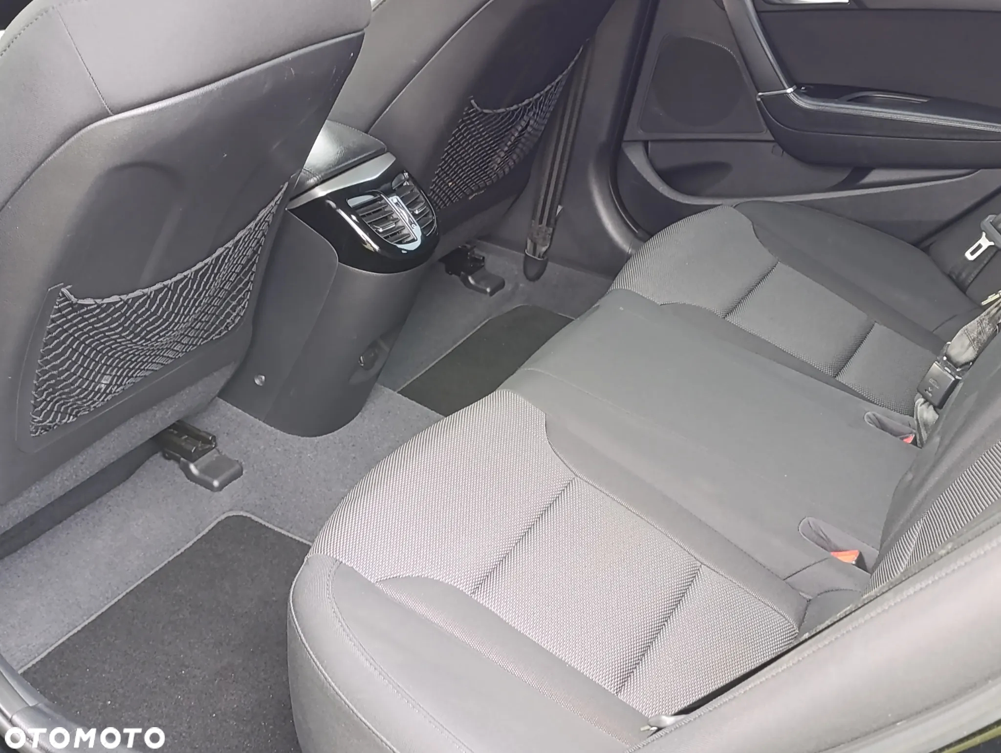 Hyundai i40 1.7 CRDi Comfort - 14
