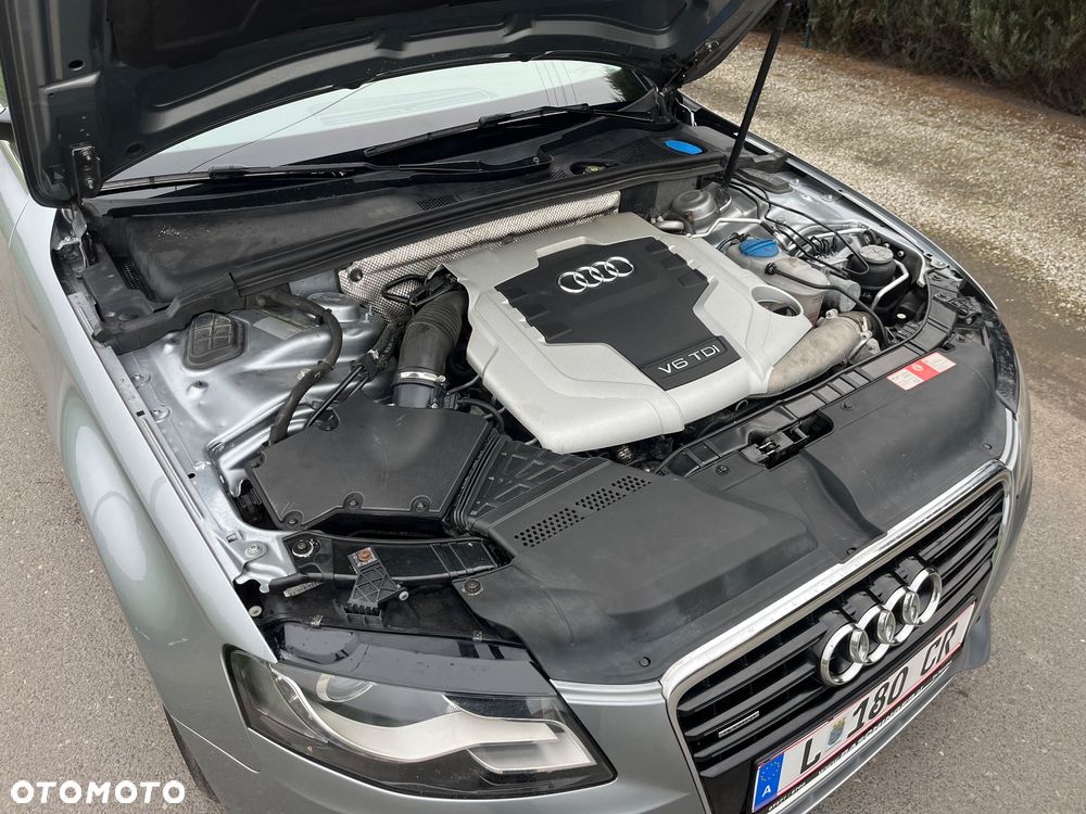 Audi A4 Avant 3.0 TDI DPF quattro S tronic S line Sportpaket - 37