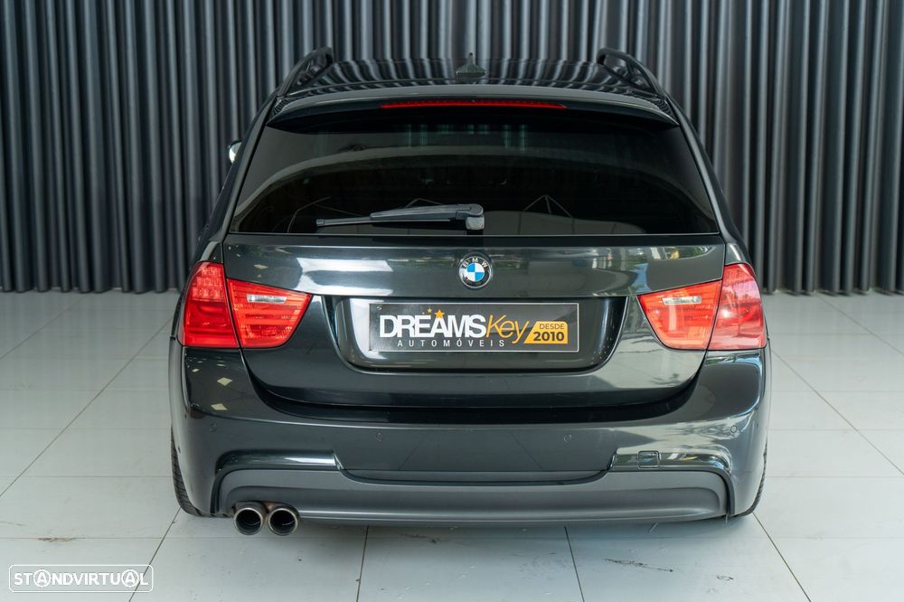 BMW 320 d Navigation Sport - 3
