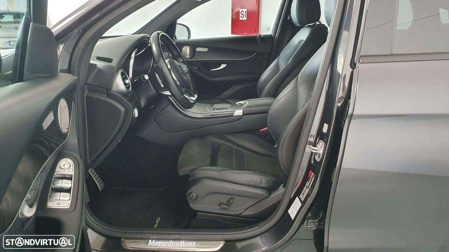 Mercedes-Benz GLC 300 Coupe de 4Matic 9G-TRONIC - 22