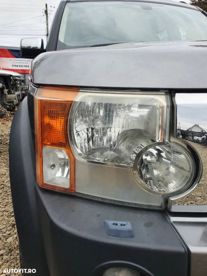 Far faruri stanga dreapta turbo turbina turbosuflanta debitmetru aer senzori parcare bara fata spate clapeta acceleratie galerie evacuare admisie motoras geam Land Rover Discovery 3 an 2007 motor 2.7 tdv6 190 cp tip motor 276dt dezmembrez dezmembrari - 1