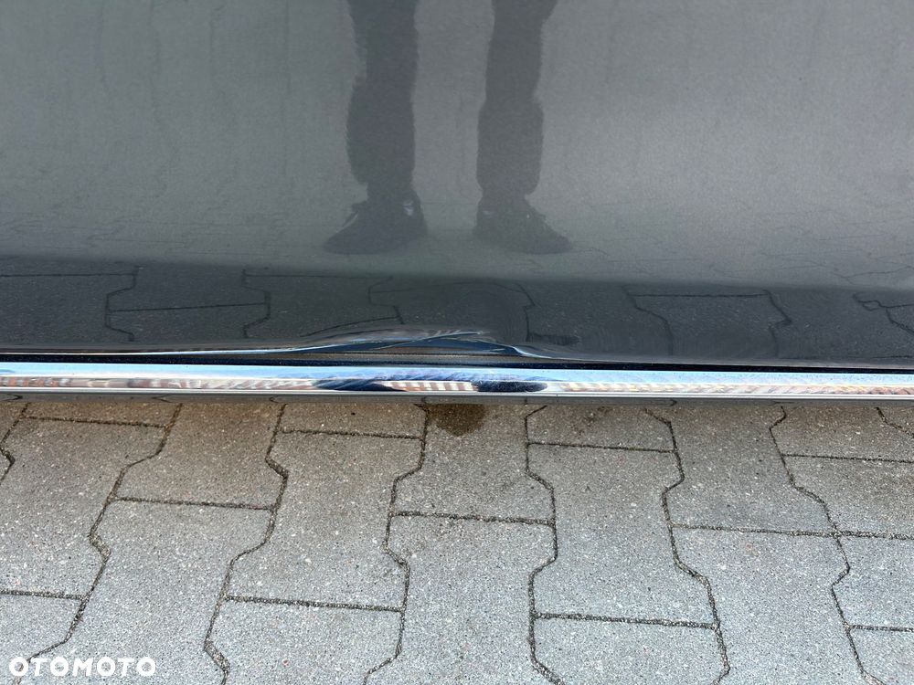 Mercedes-Benz Klasa E 220 d 4-Matic 9G-TRONIC - 17