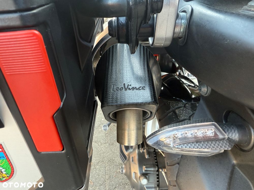 Yamaha Super Tenere - 14