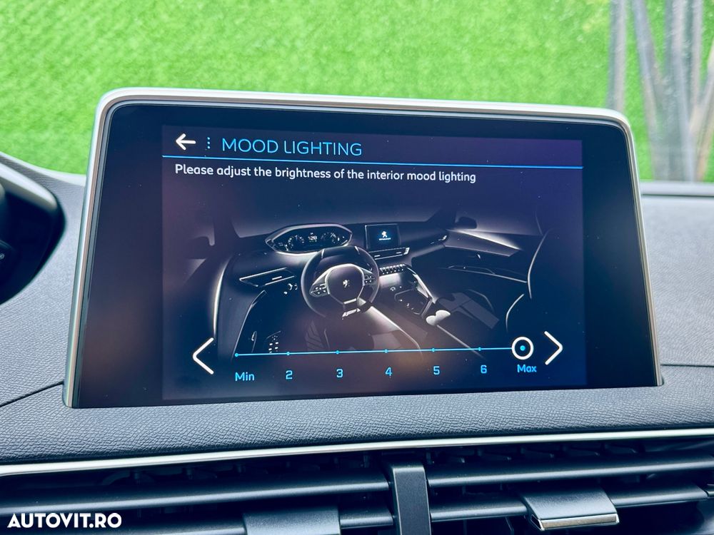 Peugeot 3008 PureTech 130 Stop & Start GPF Allure Pack - 23