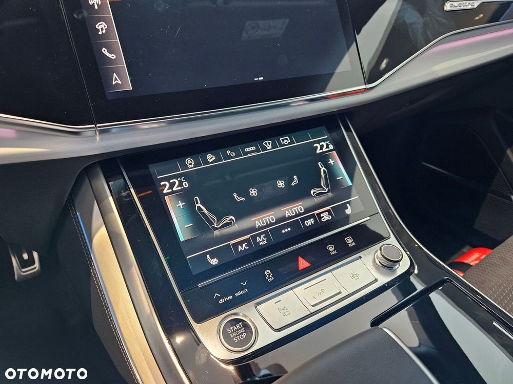 Audi Q8 - 21