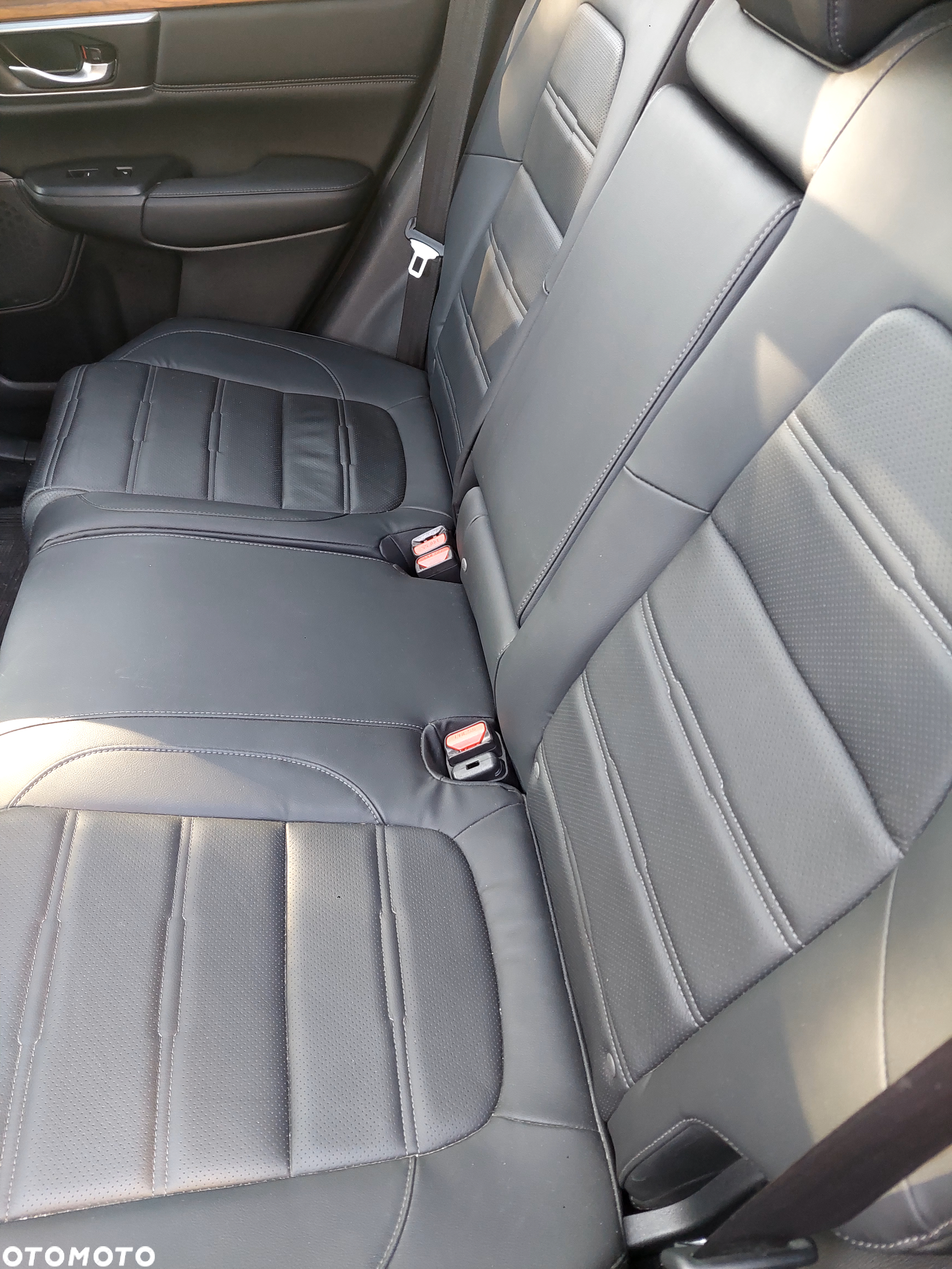 Honda CR-V 1.5T 4WD CVT Executive - 12