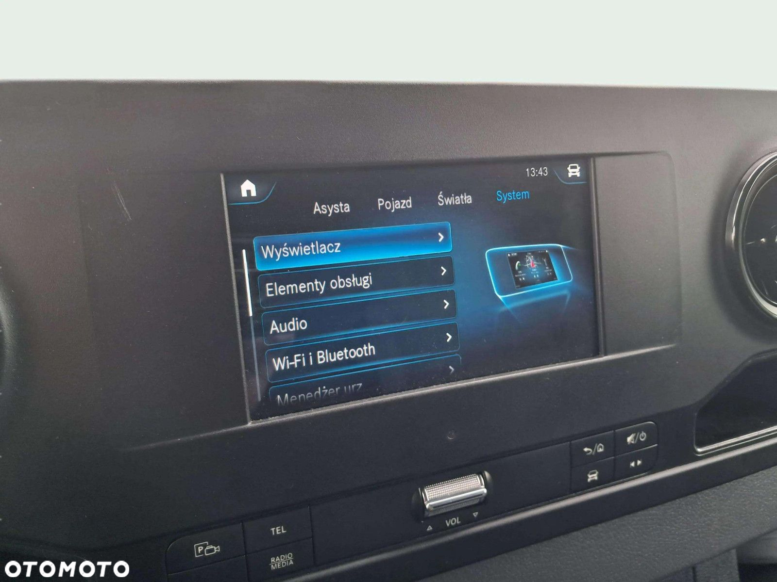 Mercedes-Benz Sprinter . - 16