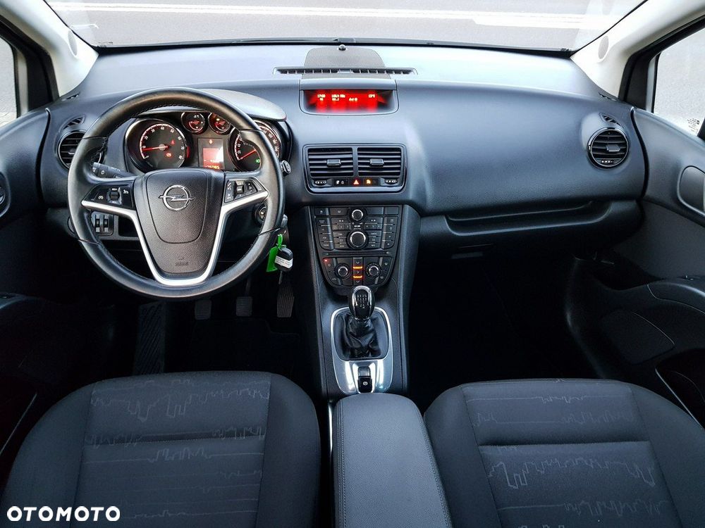 Opel Meriva - 12