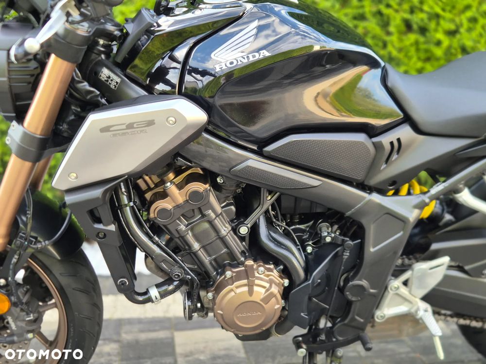 Honda CB - 26