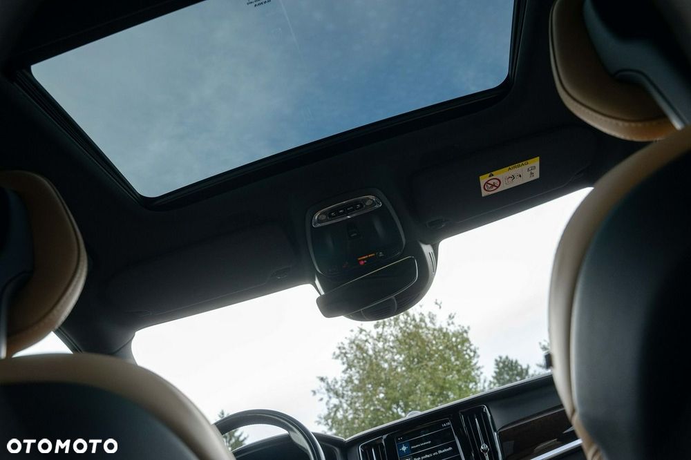 Volvo S90 B5 D AWD Geartronic Inscription - 32
