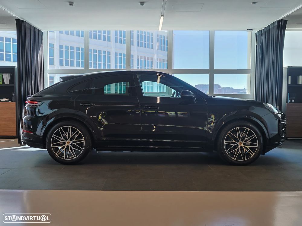 Porsche Cayenne Coupé E-Hybrid Black Edition - 8