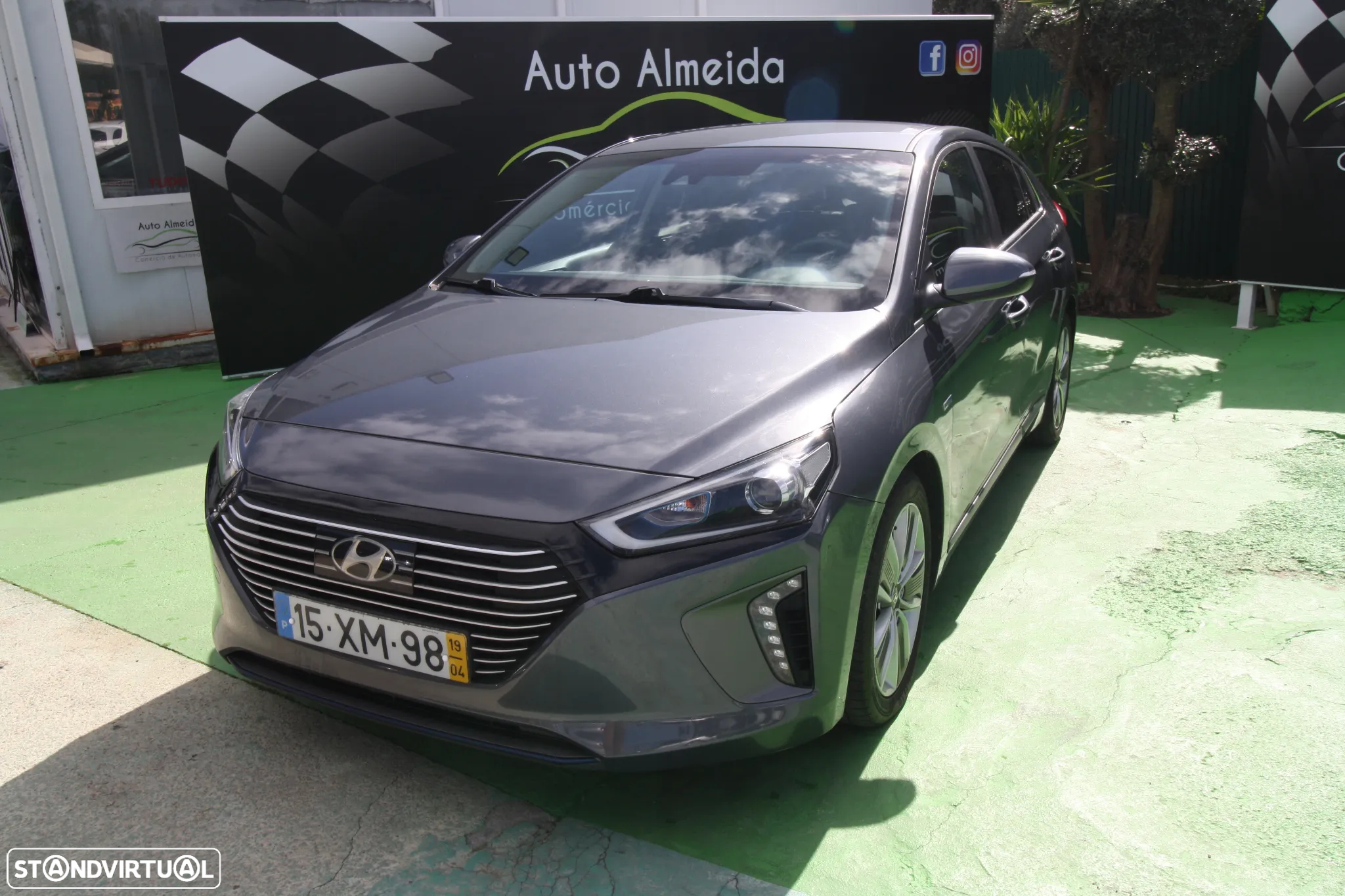 Hyundai Ioniq 1.6 GDI HEV Hybrid Tech - 13