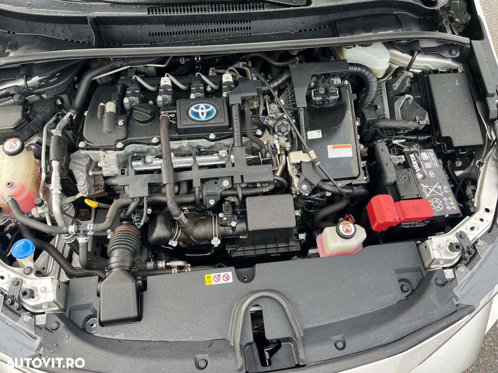 Toyota Corolla 1.8 Hybrid Comfort - 6