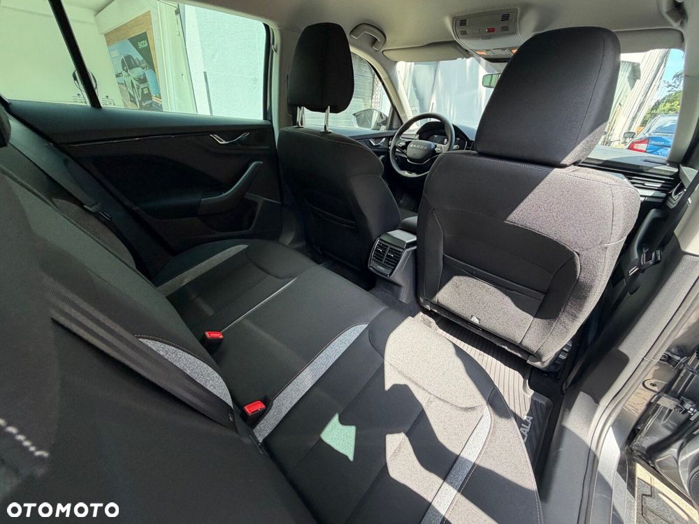Skoda Scala 1.0 TSI Selection DSG - 17