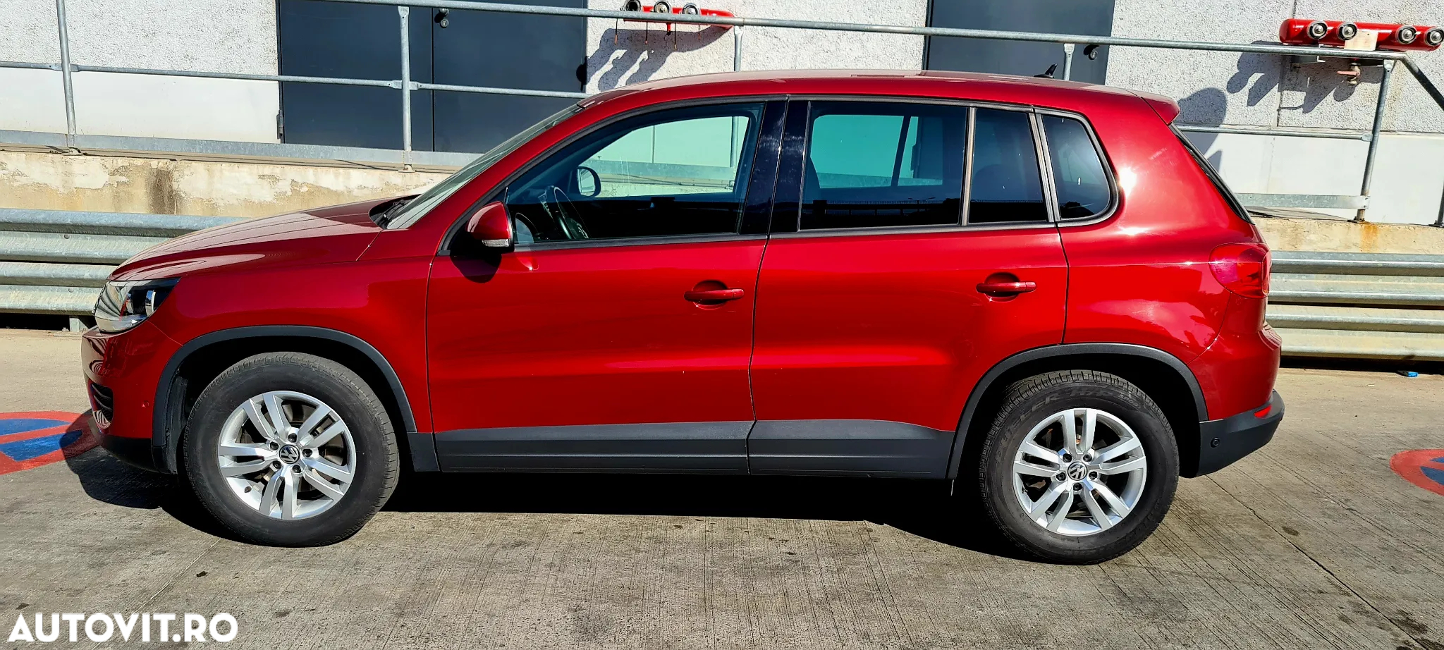 Volkswagen Tiguan - 17