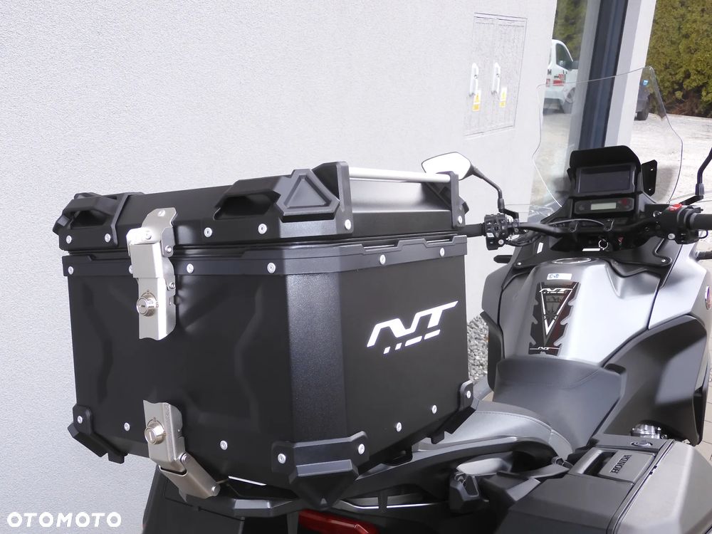 Honda NT - 16