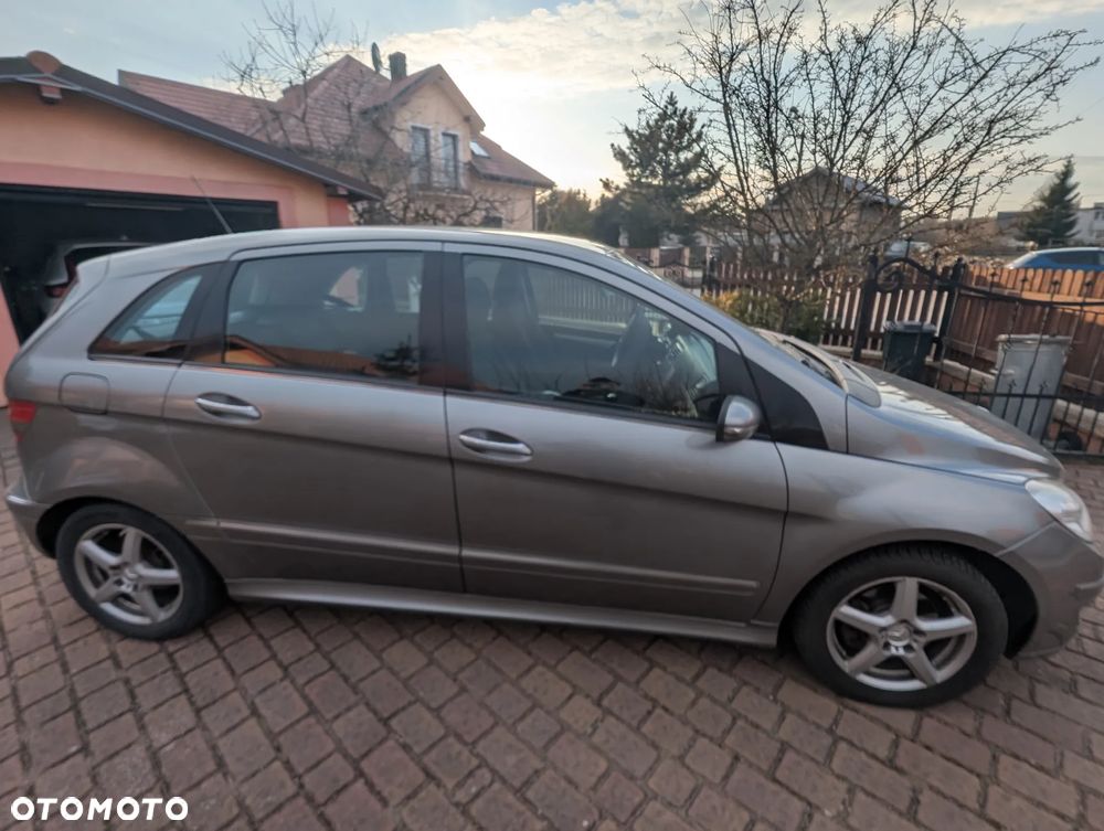 Mercedes-Benz Klasa B 180 CDI - 3