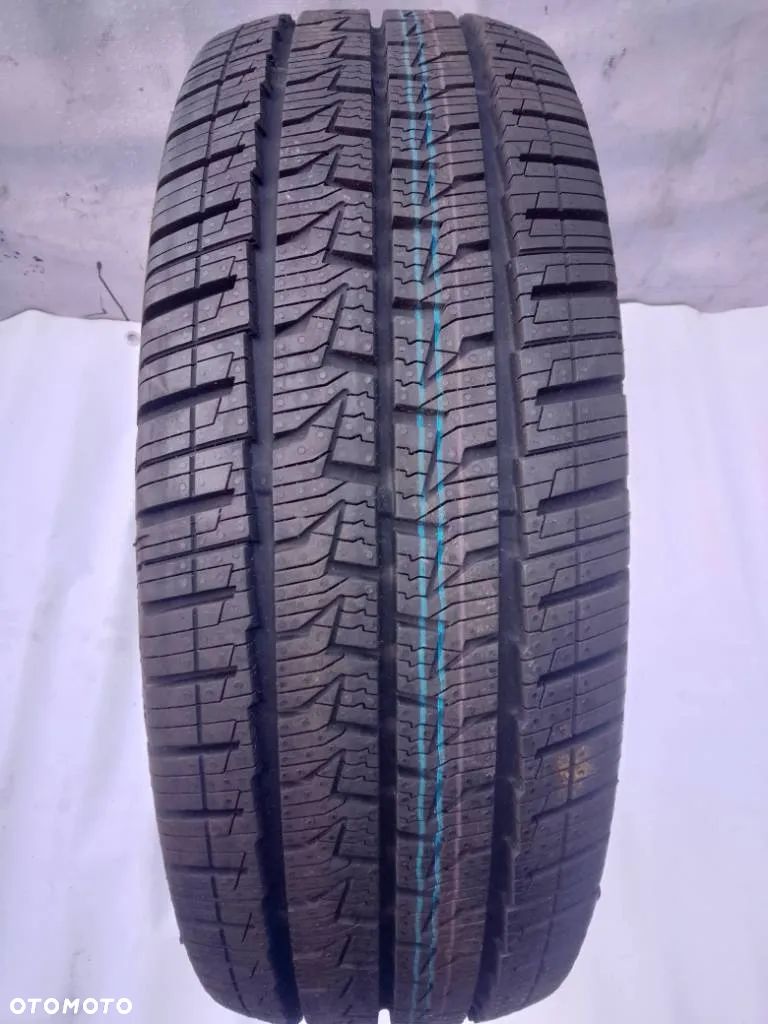 Continental VanContact Camper 215/70 R15CP 109R 2023 - 1