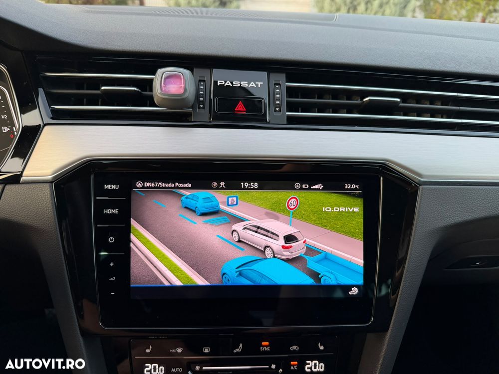 Volkswagen Passat - 26