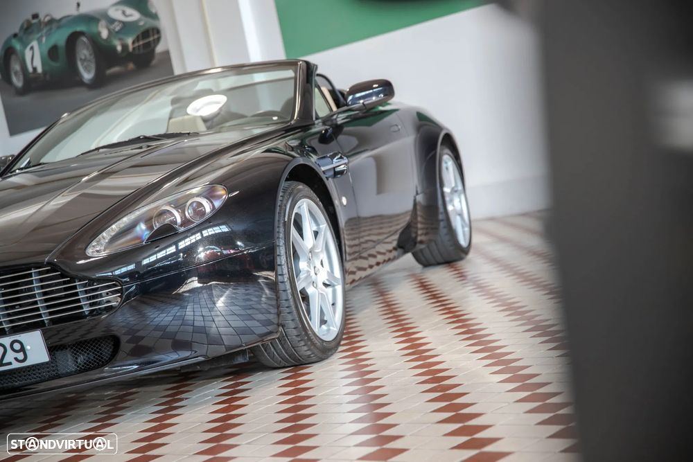 Aston Martin Vantage Coupe V8 Sportshift - 7