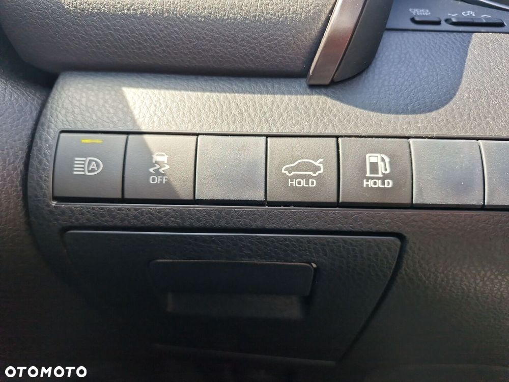 Toyota Camry 2.5 Hybrid Comfort CVT - 19