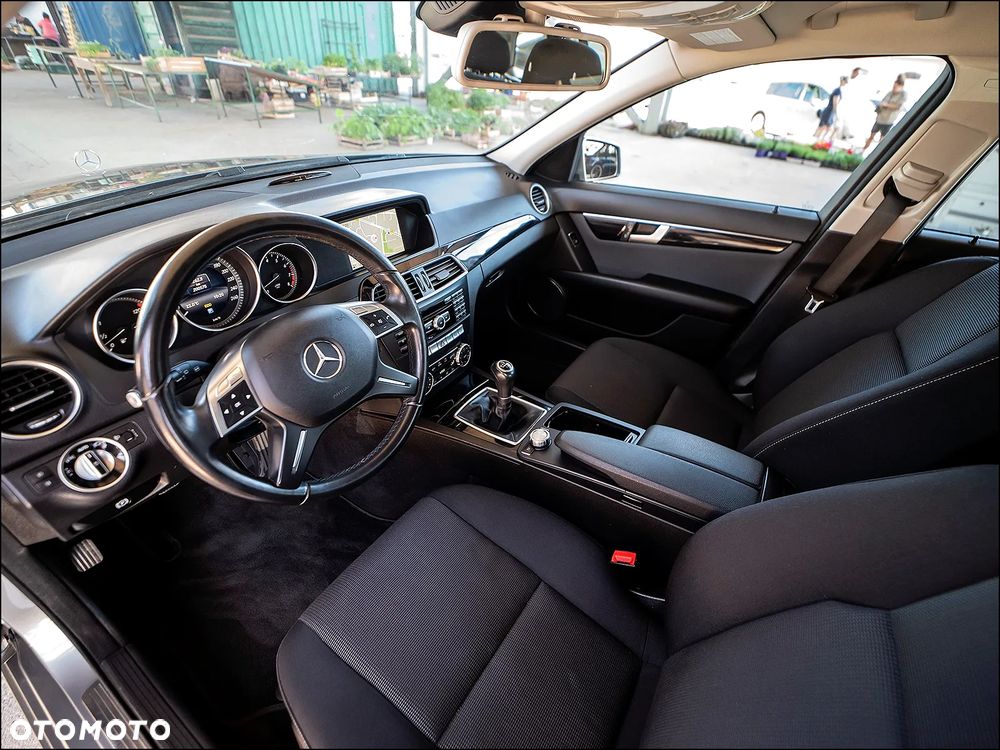 Mercedes-Benz Klasa C 180 (BlueEFFICIENCY) Elegance - 14