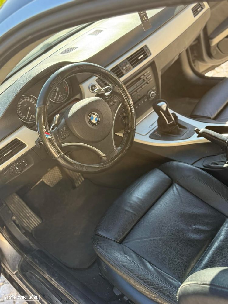 BMW 335 d Auto - 10