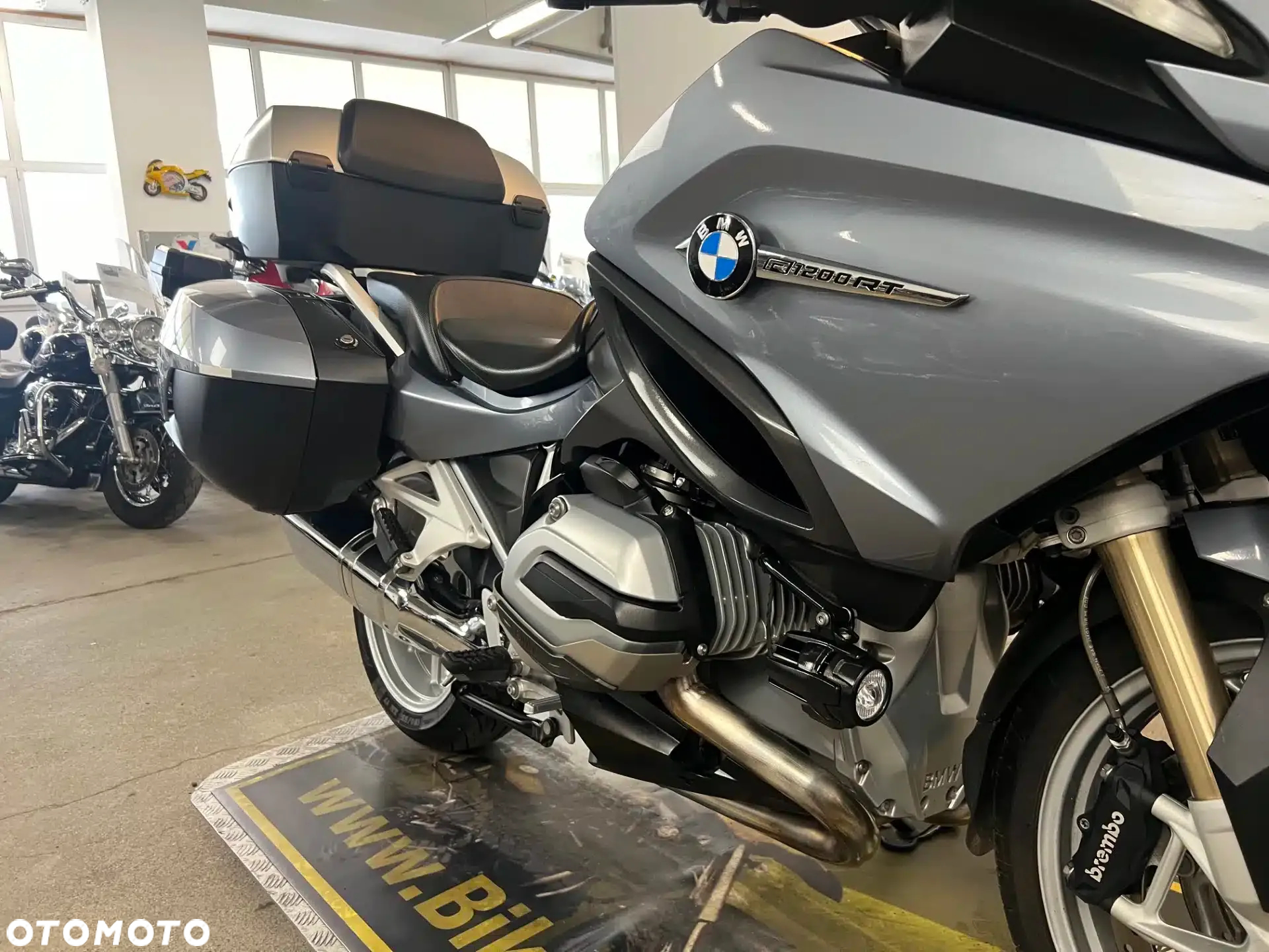 BMW R - 16