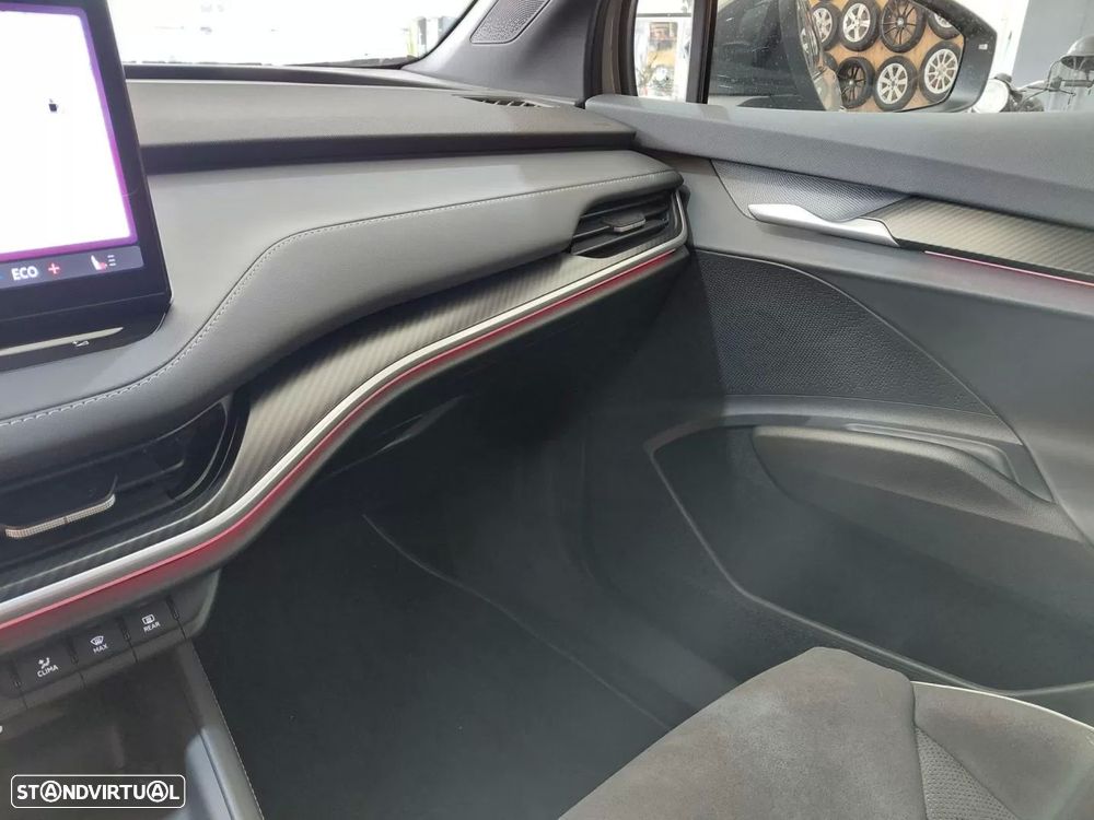 Skoda Elroq 60 Sportline — fotografia 22