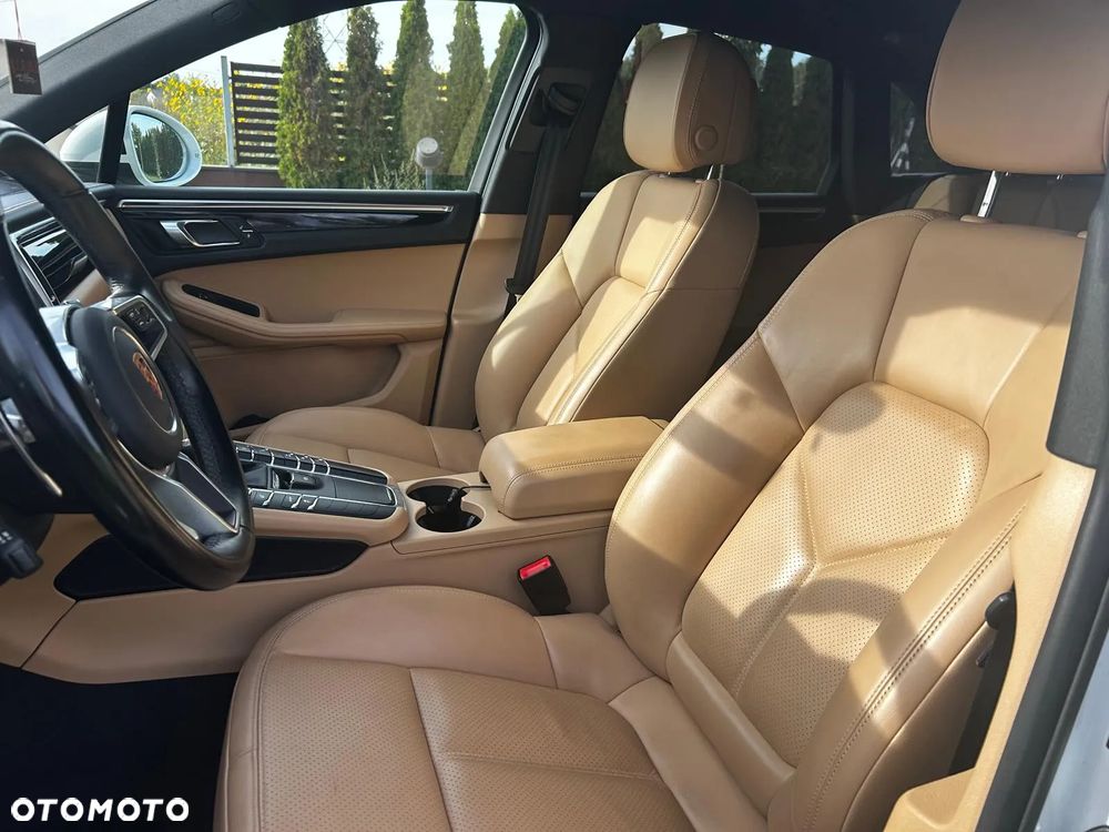 Porsche Macan PDK - 17